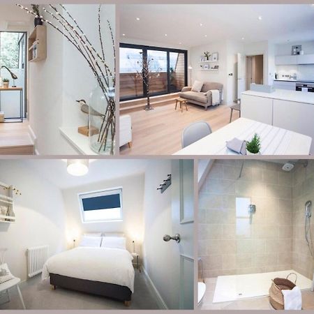 Stylish Wood Street Apartment Bath Exterior photo